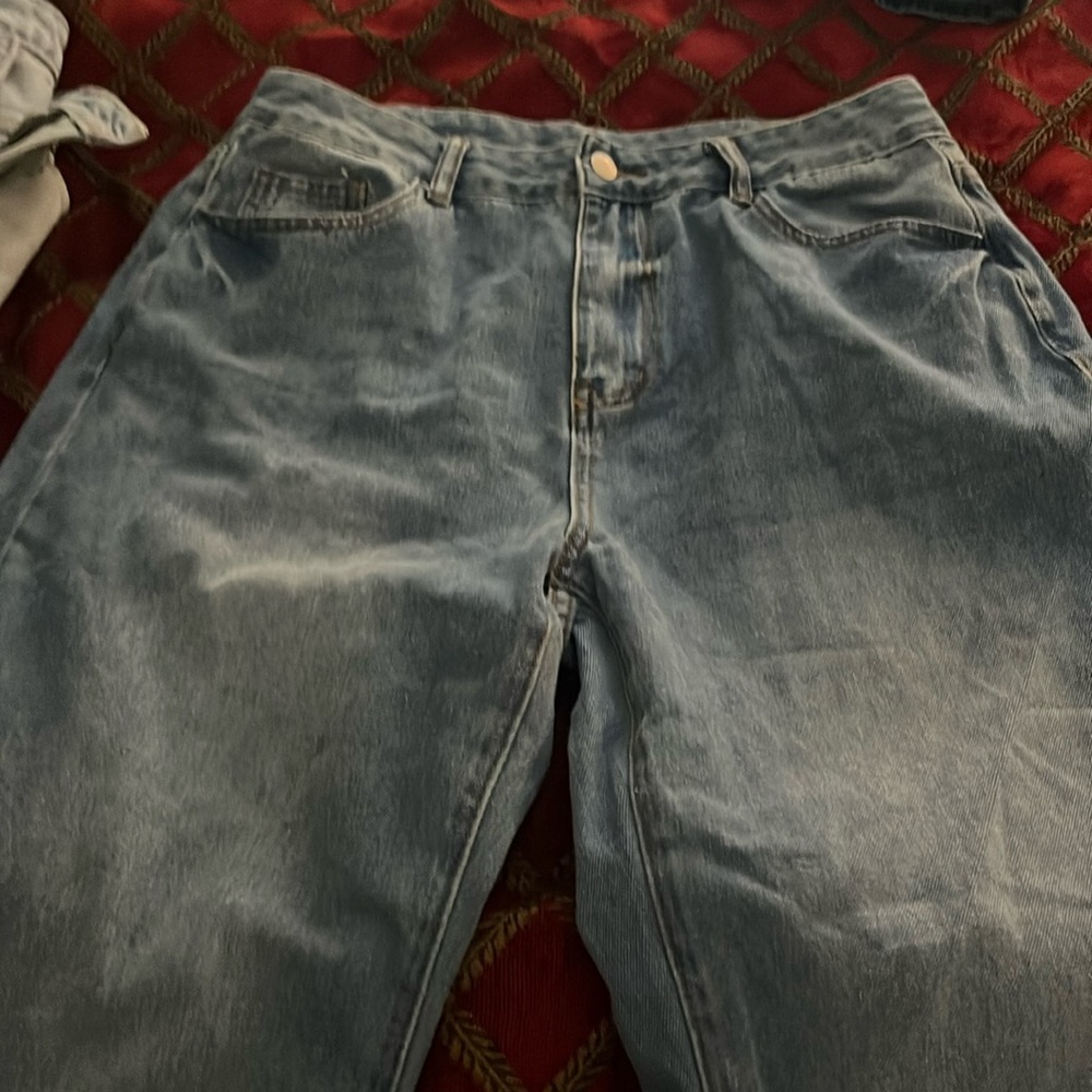 Women’s jeans size large